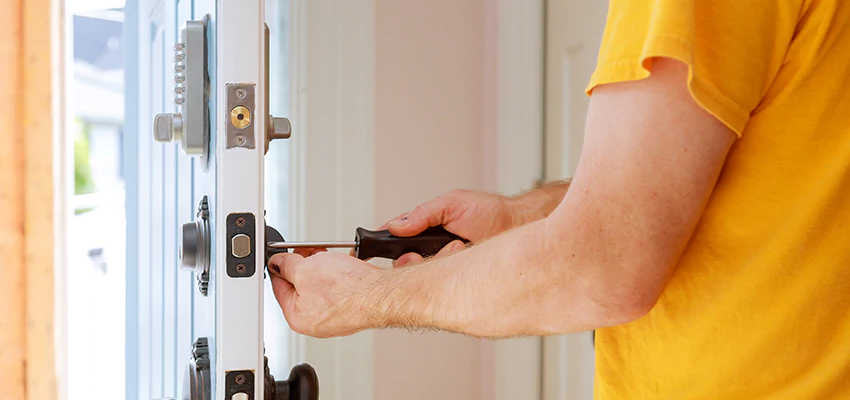 Eviction Locksmith For Key Fob Replacement Services in Oak Forest, IL