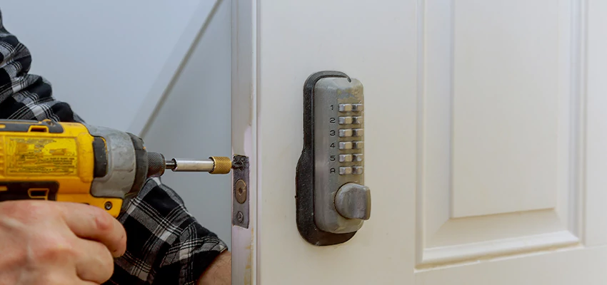 Digital Locks For Home Invasion Prevention in Oak Forest, IL